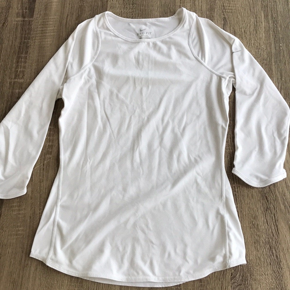 Nike 3/4 Sleeve Athletic Top size S